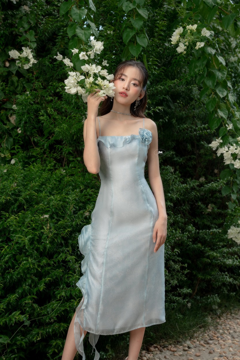 1 Đầm xẻ cao