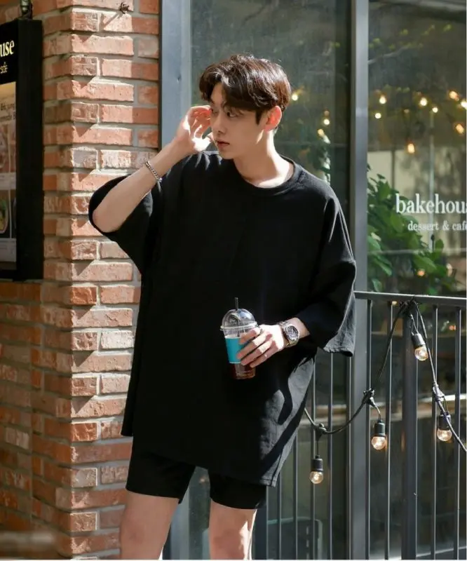 cach mac ao oversize cho nam 666x800 1